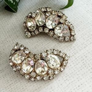 Vintage 50s 60s prong set rhinestone earrings clip back glam silver gold